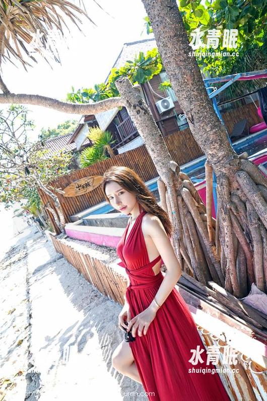 Feilin嗲囡囡-顾欣怡 Feilin嗲囡囡 - 女神合集里的顾欣怡,像是个不知疲倦的小精灵,太好玩了,我都不知怎么形容那种状态。