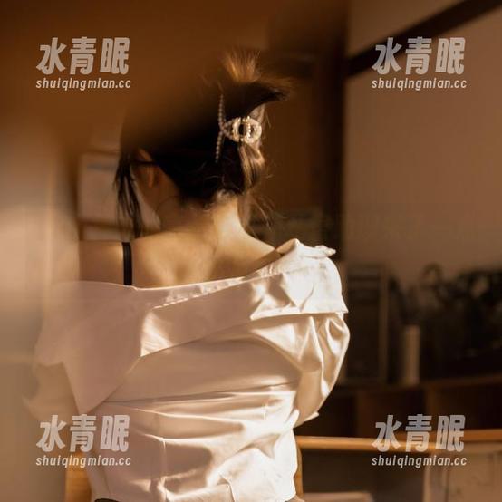 Leah梓未 Leah梓未的高清写真,私蜜助理来了一点小反转!