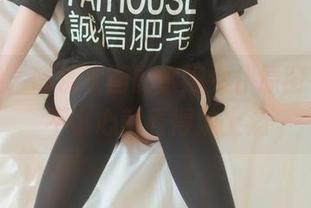 换一换，喵糖映画的雷姆女仆原图在这，不小心就看得贼上瘾