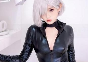 Messie Huang的体操服:美图精选中你想象不到的灵感