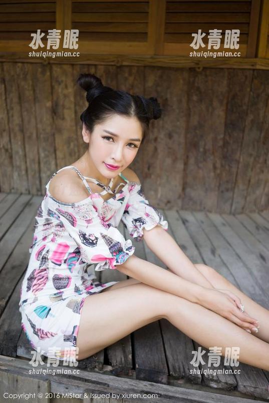 MiStar魅妍社-黄歆苑 MiStar魅妍社 - 黄歆苑说:美脚是件细腻的艺术,福利写真等你欣赏!