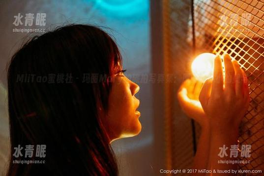 MiiTao蜜桃社-玛丽Mary MiiTao蜜桃社 - 玛丽Mary的旅拍写真集:原图里小小的美与尴尬