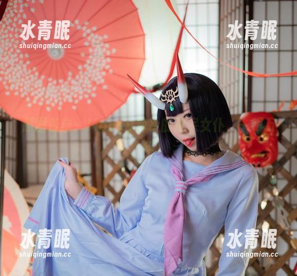 Money冷冷 原图直击:Money冷冷的黑呆女仆,一眼万年