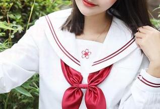 MyGirl美媛馆 - 有没有人告诉过你，美图里的沫晓伊baby礼服照片，宛如“天上掉下来的尤物”？