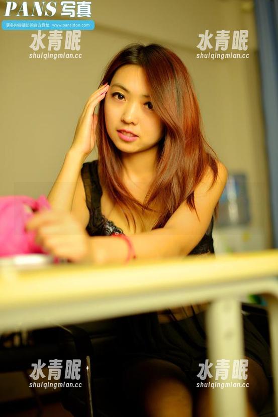 PANS写真-玲玲 PANS写真 - 看过玲玲的红裙图包,其他的再也不能吸引我了。