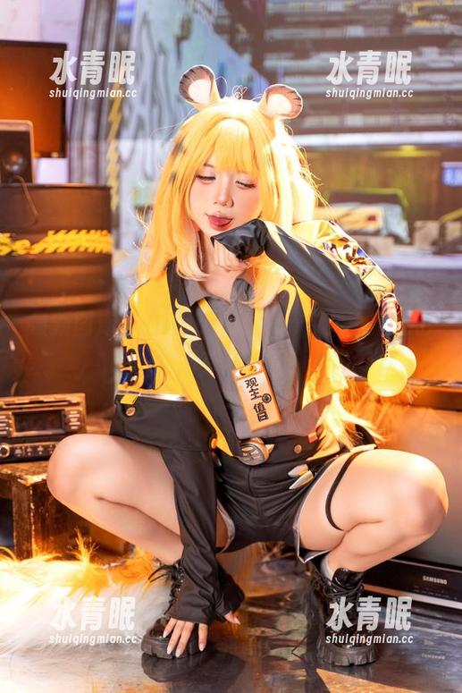 PoppaChan 最新图库里的PoppaChan,女王范儿也是别有洞天哦!
