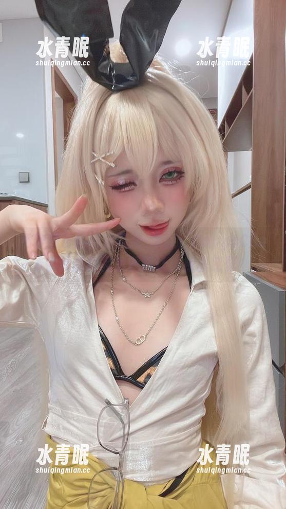 PoppaChan 不穿裤子的阿梅莉亚·华森!PoppaChan便装版作品集原图让人捧腹感慨!
