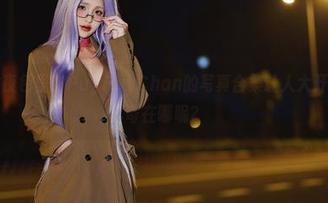 在圣诞的夜色里，PuyPuyChan的写真合集让人大开眼界，神奇在哪呢？