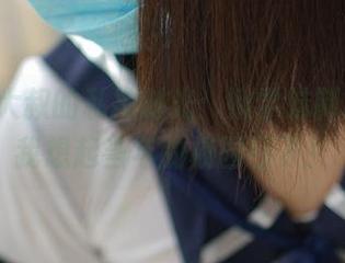 ROSI大叔的私拍时光：嫩学妹制服，让我想起当年的校园日子！