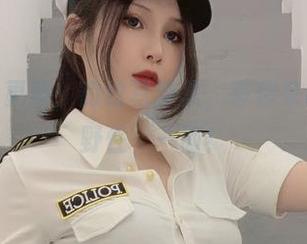 Vams子更新：豹纹写真集，等你来瞧我这‘野性’一面！