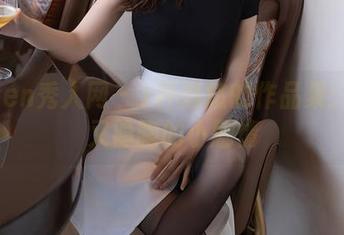 Xiuren秀人网 - z杯悠悠的作品集：直白又隐晦的小剧情