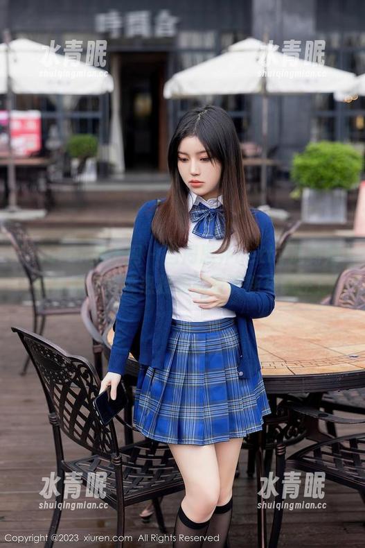 Xiuren秀人网-周思乔Betty Xiuren秀人网 - 当周思乔Betty遇到她的妹妹,图库热搜榜的写真新星诞生!