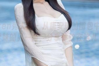 Xiuren秀人网 - 从唐安琪的图包中发现学妹的另一面，分享体验在这儿！