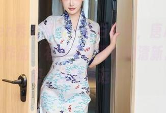 Xiuren秀人网 - 一件白衬衫，唐心心穿出高清作品，有种不言而喻的清新。一瞬间，思绪飘远了。