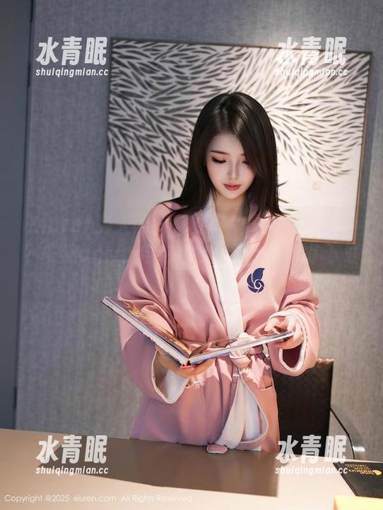 Xiuren秀人网-安然anran Xiuren秀人网 - 想要高质量的旗袍时刻?安然anran电影般的高清大片等你下载!