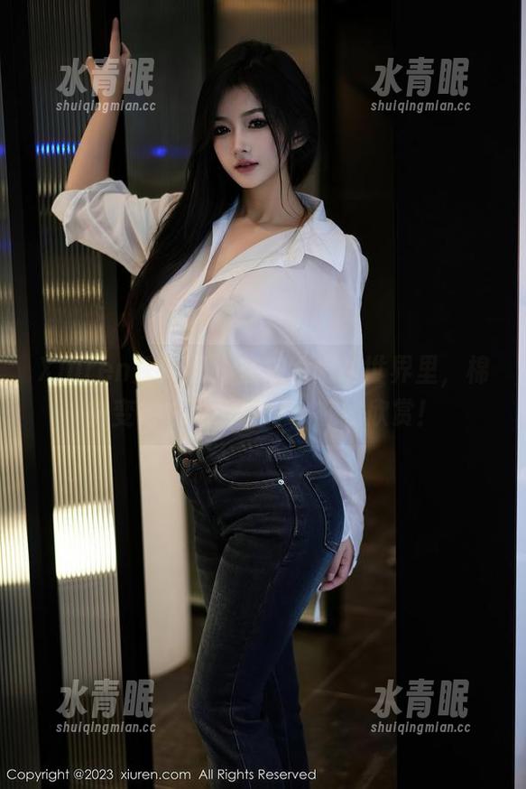 Xiuren秀人网-宋愉愉 Xiuren秀人网 - 在宋愉愉的世界里,棉袜变得格外好看——在线欣赏!