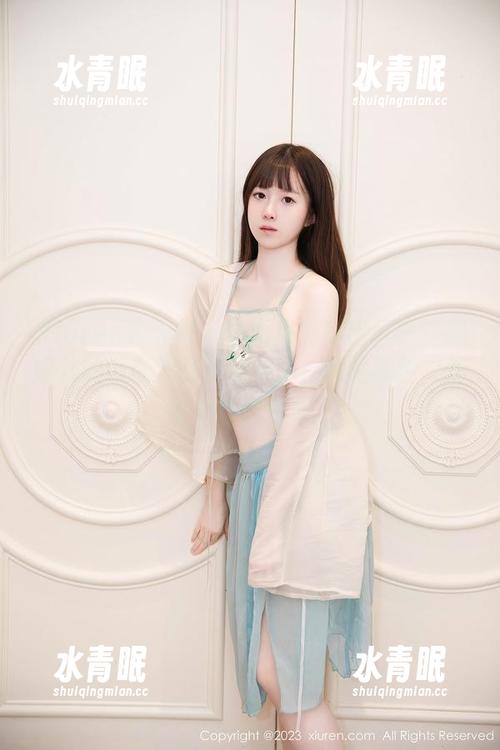 Xiuren秀人网-虞姬儿 Xiuren秀人网 - 校服也能穿出风格?虞姬儿的最新作品更新来了,还是那种,俏皮又甜的气息。