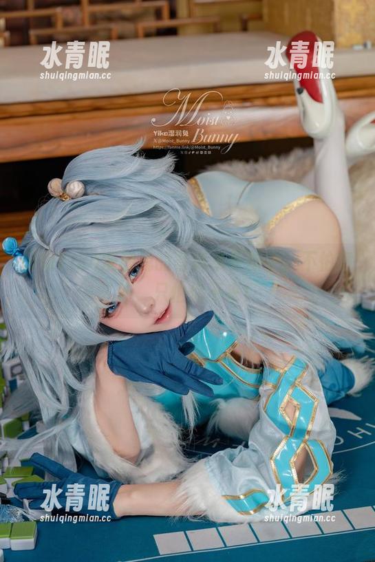 Yiko湿润兔 厨娘Yiko湿润兔的写真集更新中,不怕意外,只怕你不来!
