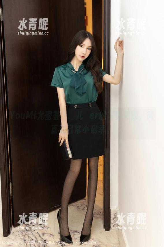 YouMi尤蜜荟-玥儿玥er YouMi尤蜜荟 - 玥儿玥er的写真更新,简直是日常小确幸。