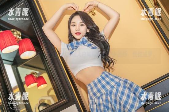 Zzyuri 最新写真发布!Zzyuri的迷人白如同初春的小清新,恍惚成梦。