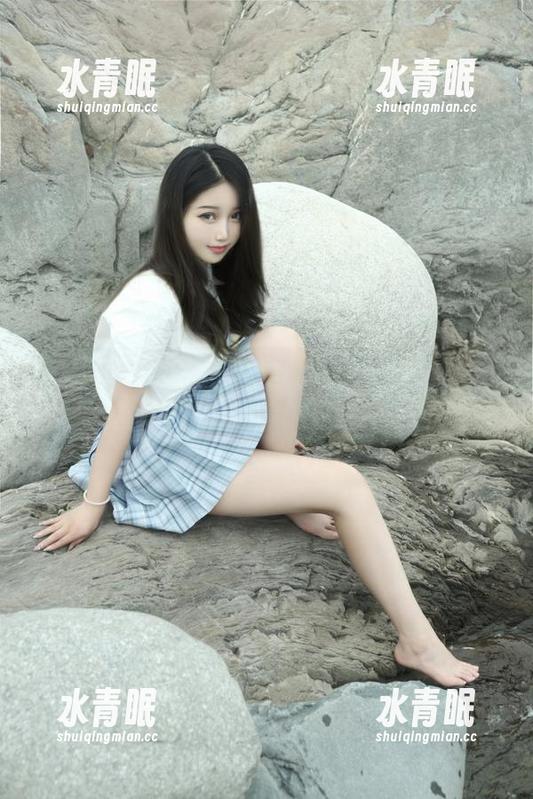 eloise软软 eloise软软的泳衣秀,仿佛天堂送你免费图片的鼓励,这是多么好的一天!