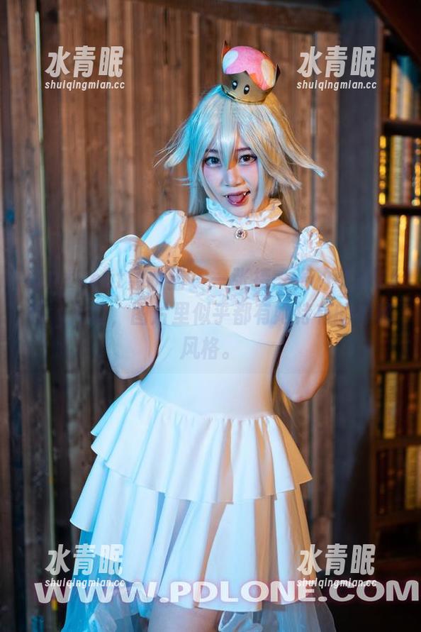 partycat轰趴猫-可乐Vicky partycat轰趴猫 - 一张接一张的可乐Vicky肉丝,图片里似乎都有她特有的神秘风格。