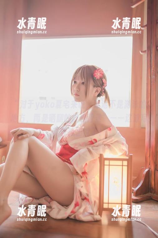 yoko夏宅 “对于yoko夏宅来说,泳池不是游泳的地方,而是晒腿的最佳背景”——这波写真壁纸出世了!