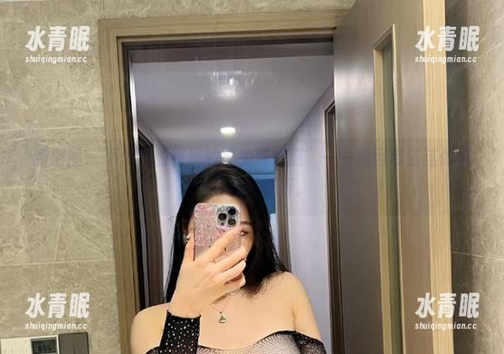 不爱笑的赛琳 微密圈 - 不爱笑的赛琳的“免费优惠”——渔网带钻连体袜作品纷纷打折。