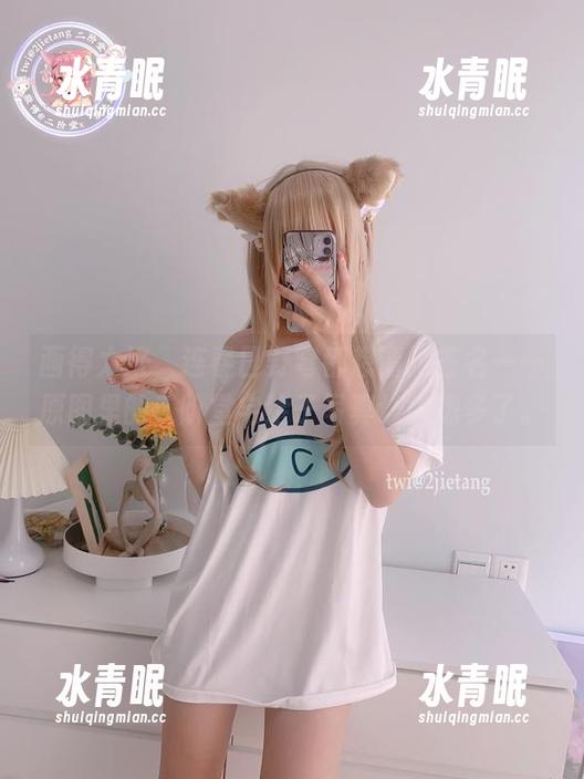 二阶堂宅绘子 画得太好,连春日野穹都想请她签名——原图里的二阶堂宅绘子写真让人想多了。