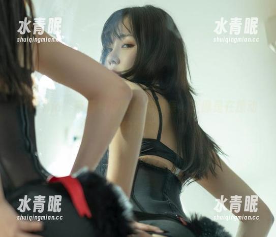 今汐 “Wind”带着今汐的私房图集,活像是在撩动你的好奇。