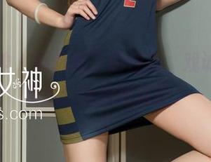 克拉女神 - 精选璇子的遮抹，戏谑间夹带着几分直接和放松。