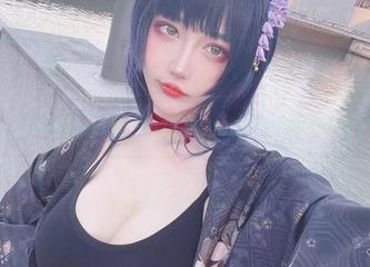 当啾小妍Deer遇上高清，妍宝的点滴在在线中闪耀。