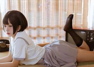喵糖映画 - 由蠢沫沫引领的JK私拍，套图下暗藏的心思