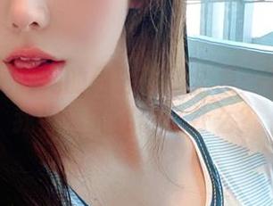 微密圈 - 奔跑的晶骡子的全集：足球杯？我好看的秘诀是什么？