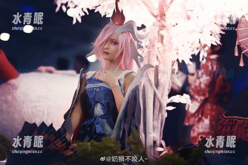 奶狮不咬人，拍的太好，真想问水分儿：“不知火”有没有漏成河？