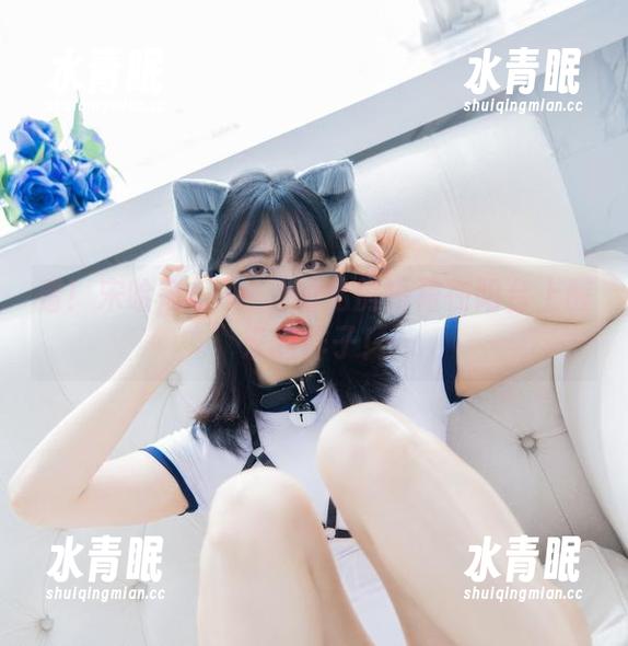 看！宋哈娜(송하나)的私房短裙在阳台上醒来的样子！