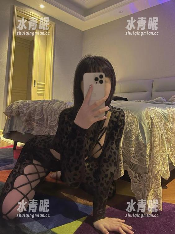 宋昱欣 微密圈 - 新图慕名而来,宋昱欣的棉袜该是多么害羞