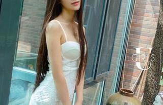 尤果网 - 发现李焱的那份制服合集，套图让我脑海里一闪而过的画面，是那样甜美又微妙。