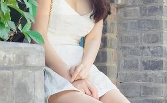 尤果网 - 高清展示里，韩乐优的皮衣仿佛有了声音，轻轻诉说着...哈哈，太好玩了！