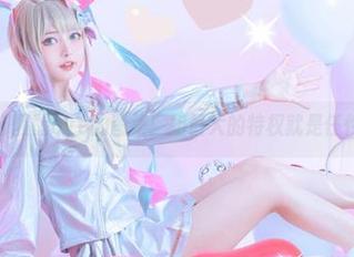 尤猫醒醒ovo的图集：姐最大的特权就是任性！