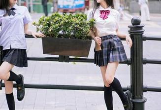 尤蜜荟 - 咳，周妍希的美足写真，下载之后，内心小剧场直接开演。