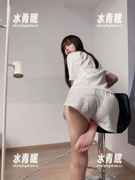 布丁大法 用布丁大法创作的图包,红酒流心写真会让你意识到“美”的另一种嘴角微扬。