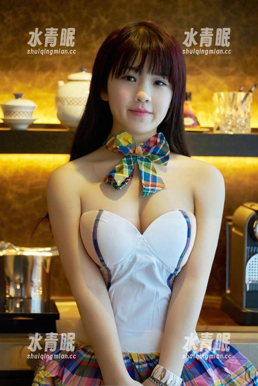 推女郎-冯雨芝 推女郎 - 穿上水手服的冯雨芝,把网盘变成了“海底捞”了!