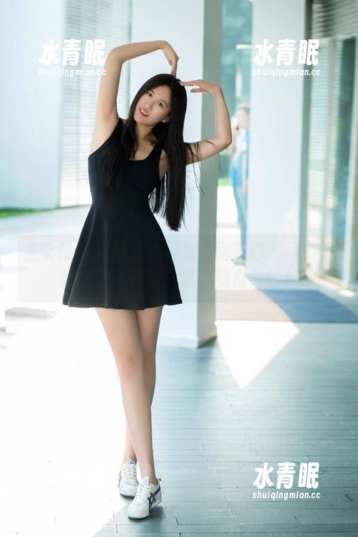 推女郎 - 是松果儿的双马尾在呼唤吗？下载这本写真集，这感觉很奇妙！