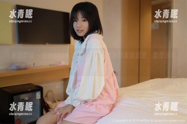 模范学院-妞妞koko 模范学院 - 妞妞koko的体操服:当运动和美貌相遇,套图分享不觉间就缠上了。