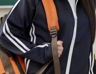 模范学院 - 这组浴缸里的“温柔的柔”，妥妥的放松感，照样可以免费下载，完美的逃离日常。