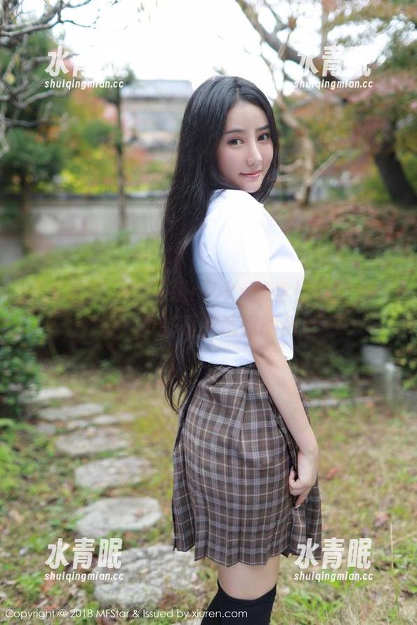模范学院-白子嫣nicky 模范学院 - 白子嫣nicky的学姐写真集:每一页都是无意间的侧目