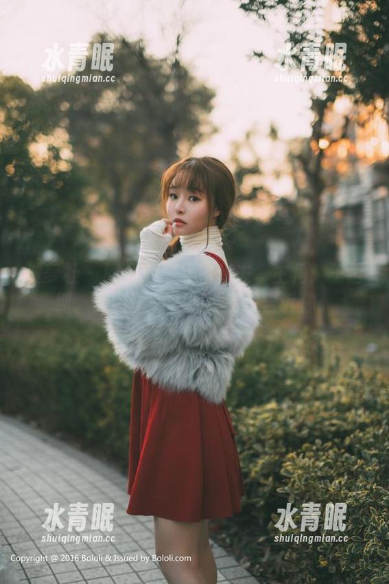 波萝社-王语纯 波萝社 - 取景地:马尔代夫。主角:王语纯。美图图包,别说我没告诉你。