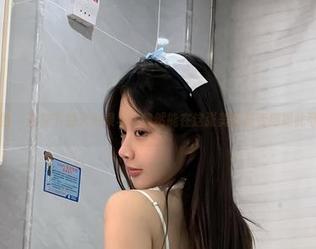 微密圈 - 网袜下的火龙果羊，竟然能在这张美图里变得如此可爱！