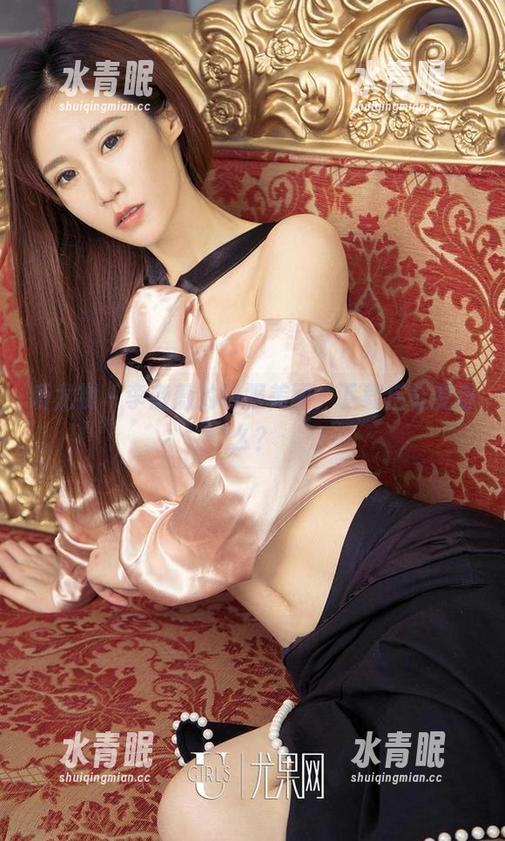 爱尤物-李薇薇 爱尤物 - 李薇薇的制服美图,下载后能变身么?